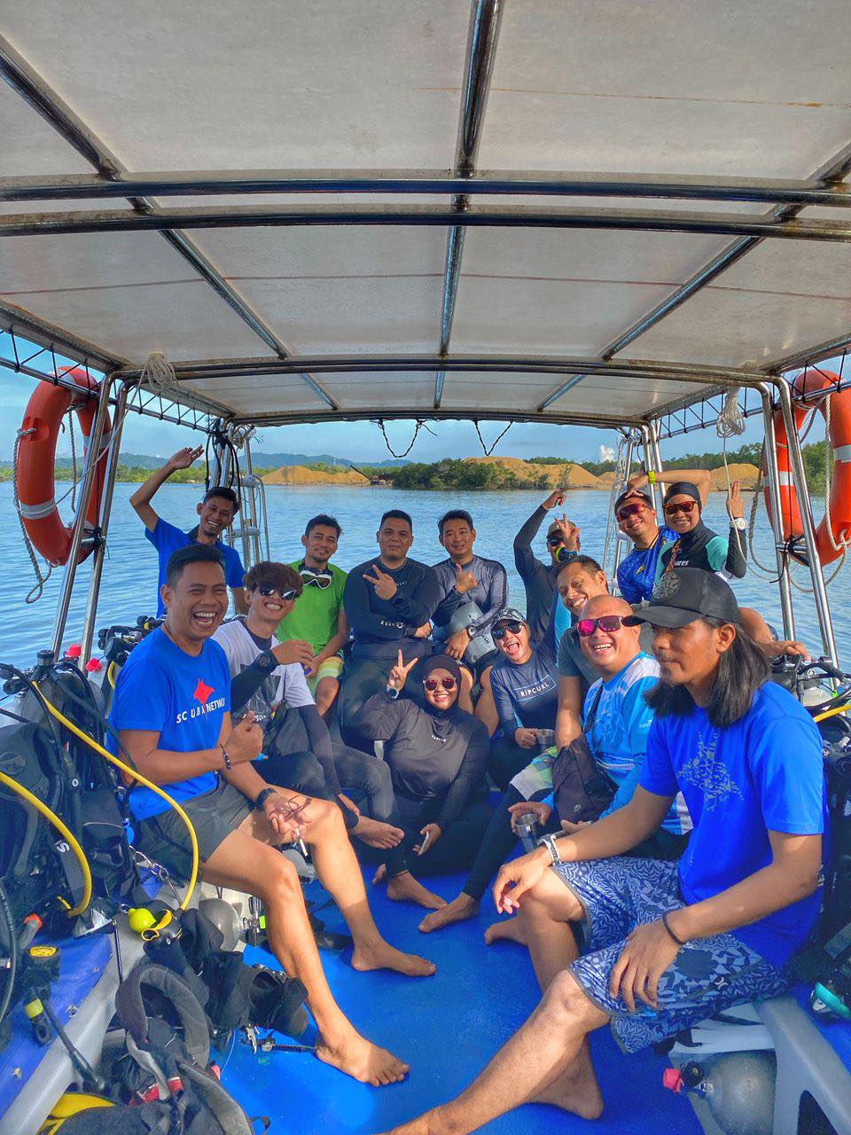 Very good morning divers
 Happy Saturday with this group of divers from Kuala Lu…